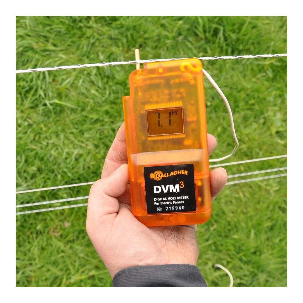 Digitales Voltmessgerät