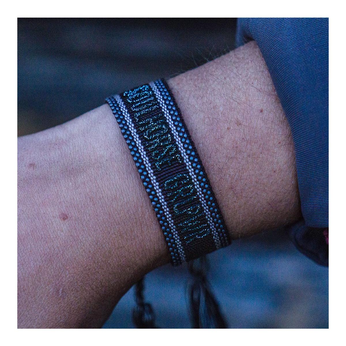 Stoffarmband "Soulhorse GRLPWR"