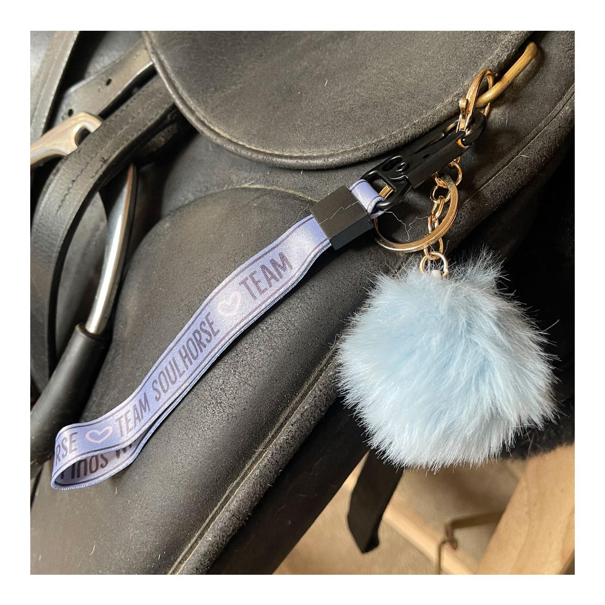 Pom Pom Schlüsselanhänger "Team Soulhorse"