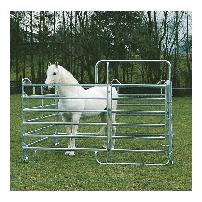 Mobile Pferdebox aus Panels