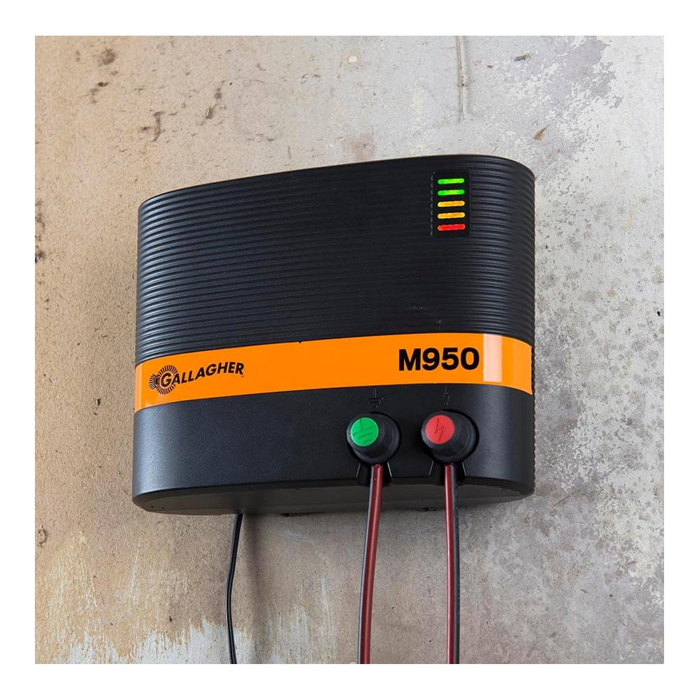 M950 Weidezaungerät inkl. Digital Voltmeter