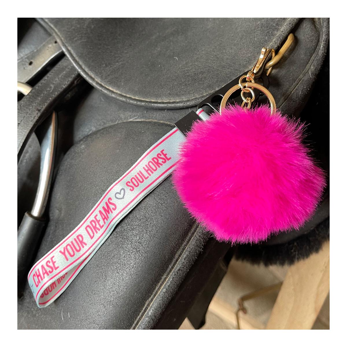 Pom Pom Schlüsselanhänger "Chase your dreams" 