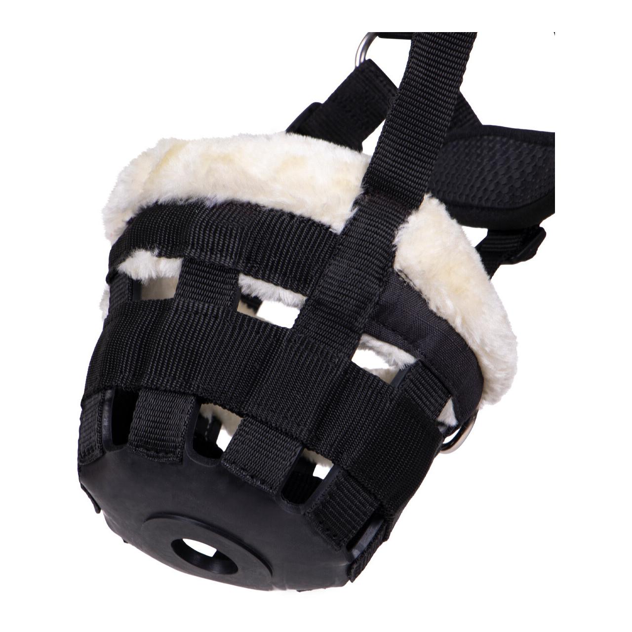 Beweidungsmaske mit Pelz