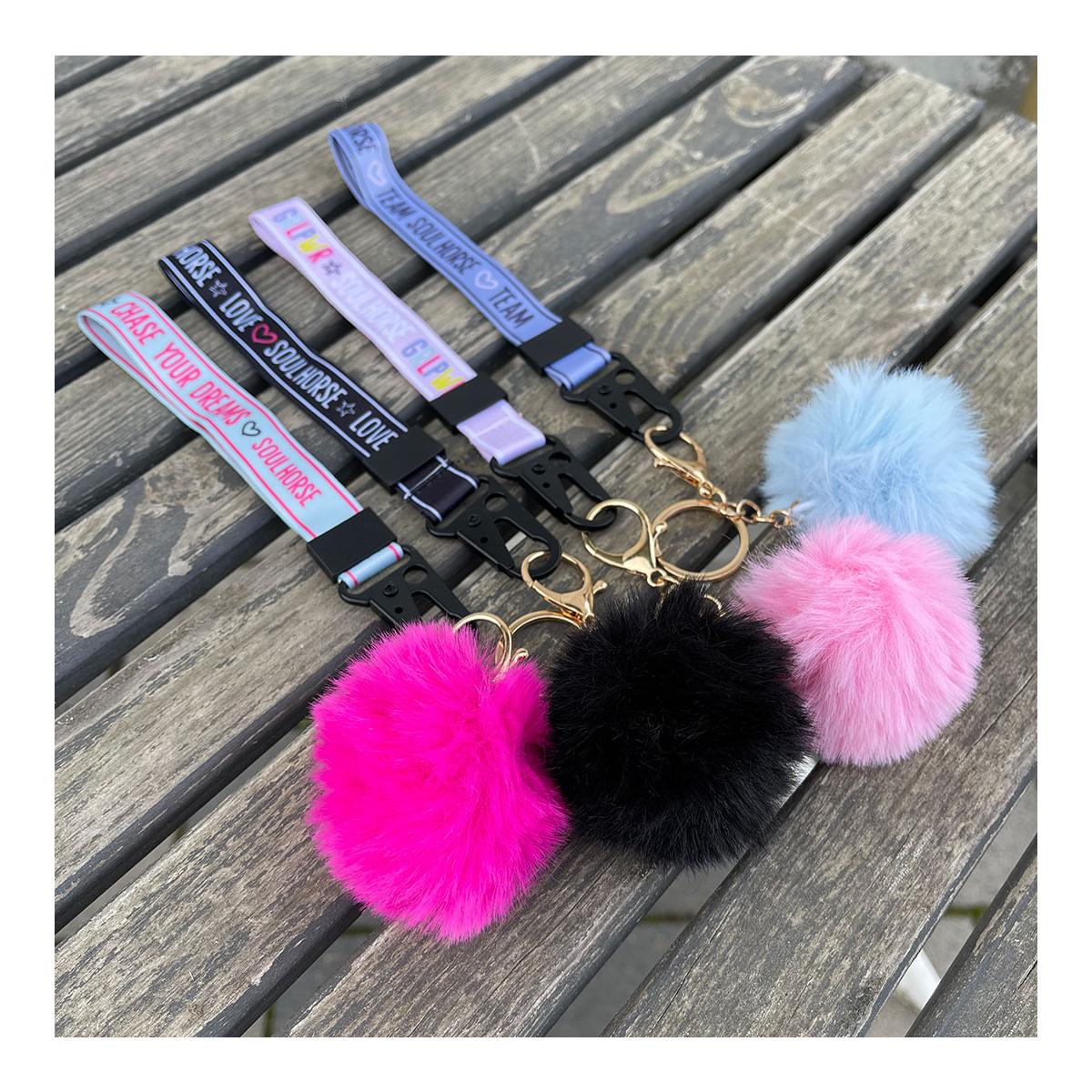 Pom Pom Schlüsselanhänger "Team Soulhorse"